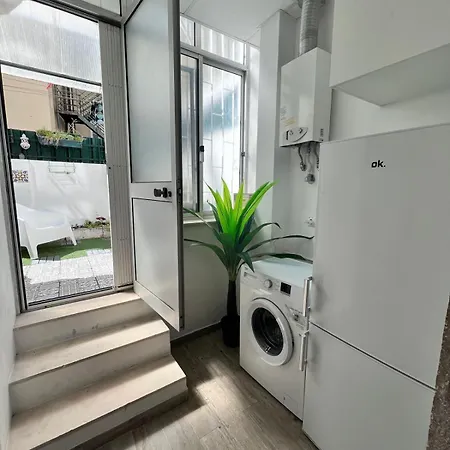 For A Memorable In Lisbon, Ideal For Tourists * Lisboa