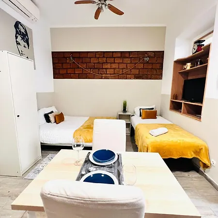 For A Memorable In Lisbon, Ideal For Tourists *