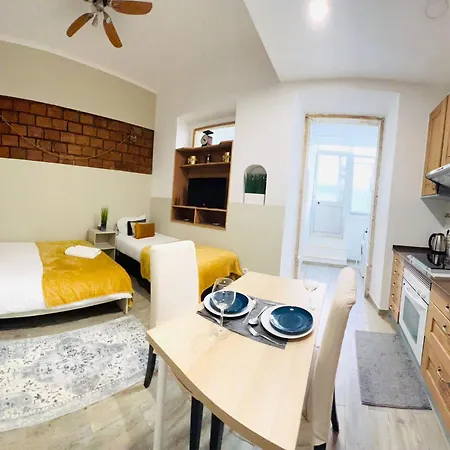 Appartamento For A Memorable In Lisbon, Ideal For Tourists Lisbona