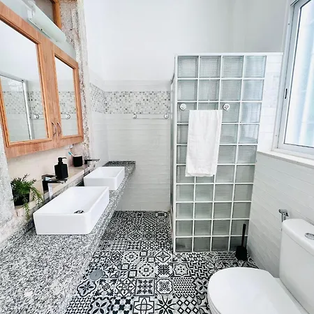 For A Memorable In Lisbon, Ideal For Tourists Appartamento Lisbona